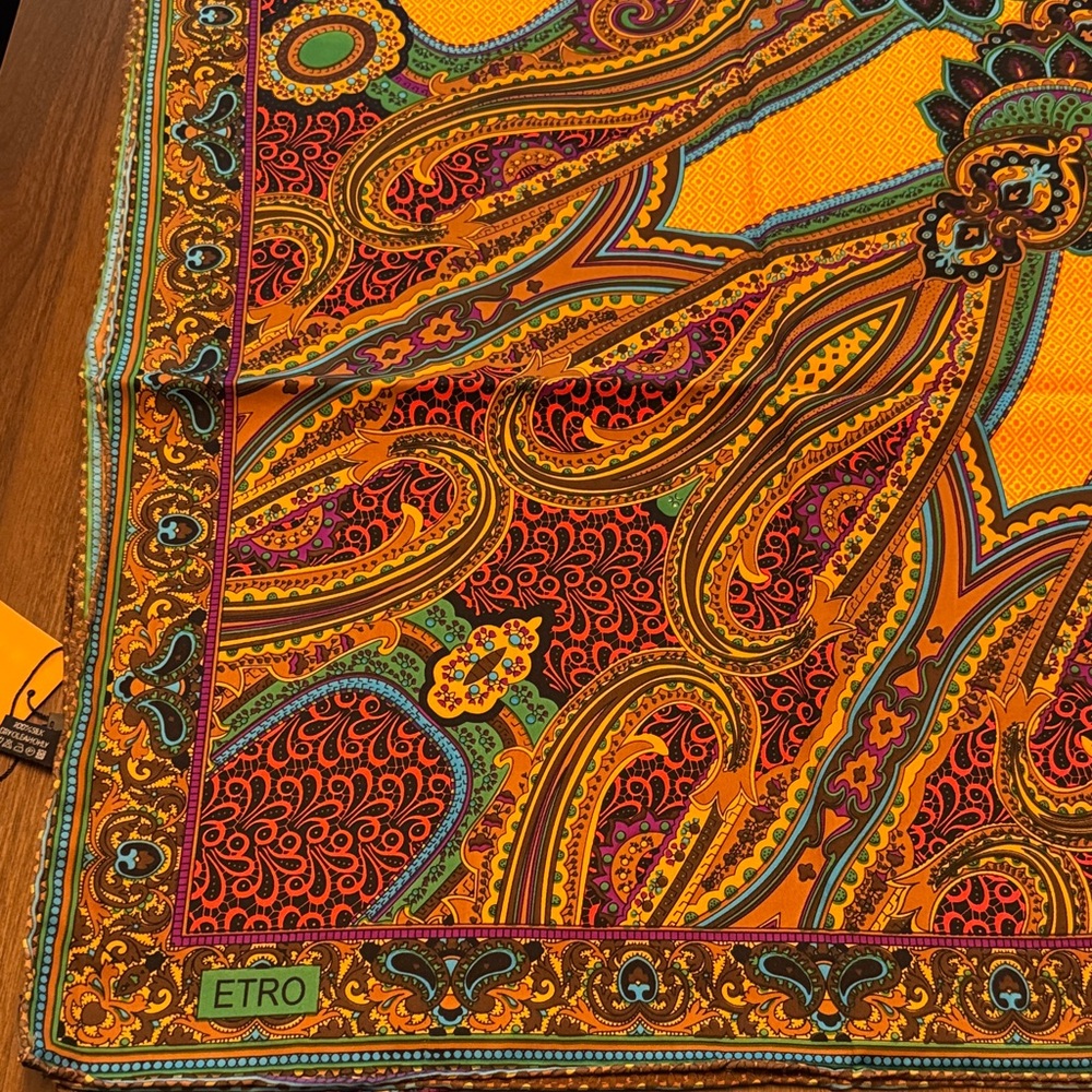 Etro Colorful Patterned Textile - Picture 3 of 5